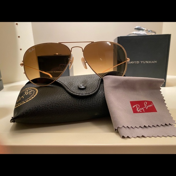 Women’s Ray-Ban aviator sunglasses - Picture 2 of 4